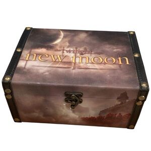 Twilight New Moon Neca chest box trinket box collectible